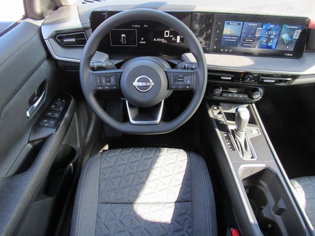 New 2026 Nissan Kicks SV image 10