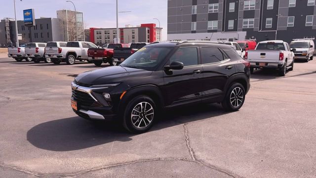 Used 2025 Chevrolet TrailBlazer LT image 4