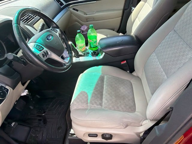 Used 2013 Ford Explorer XLT FWD image 6
