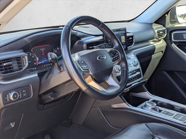 Used 2021 Ford Explorer XLT w/ Equipment Group 202A image 10