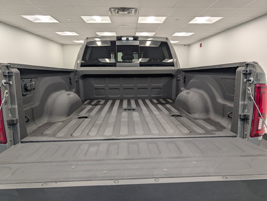 Used 2026 RAM 2500 Laramie w/ Night Edition AWD/4WD image 25