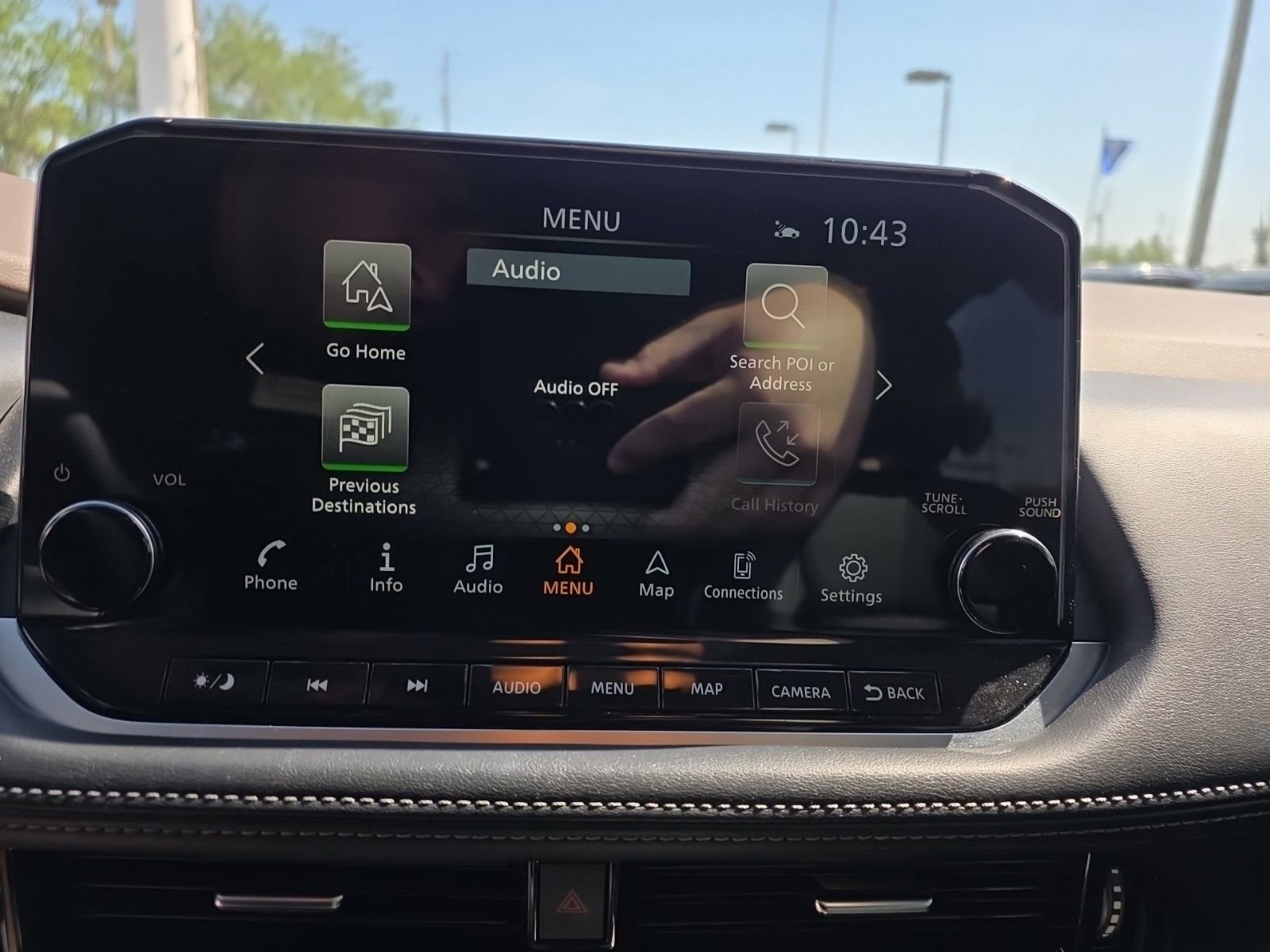 Used 2021 Nissan Rogue SL w/ Premium Package image 17