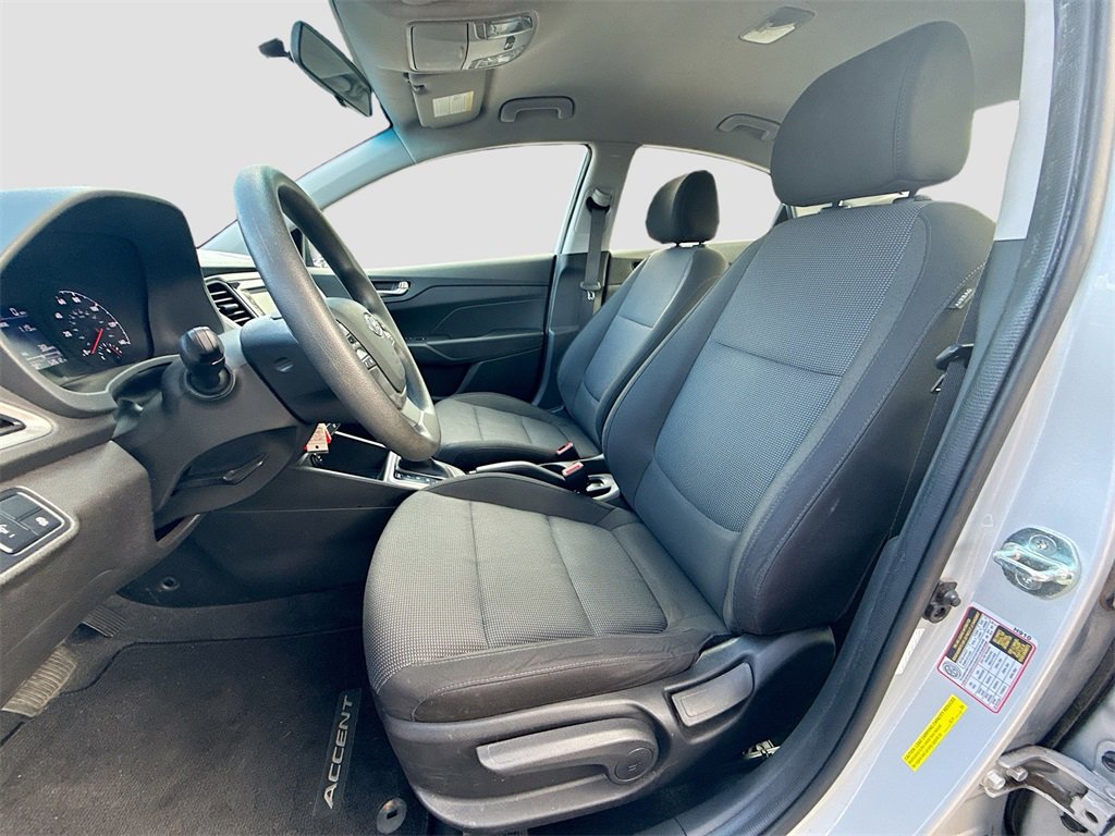 Used 2022 Hyundai Accent SE image 23