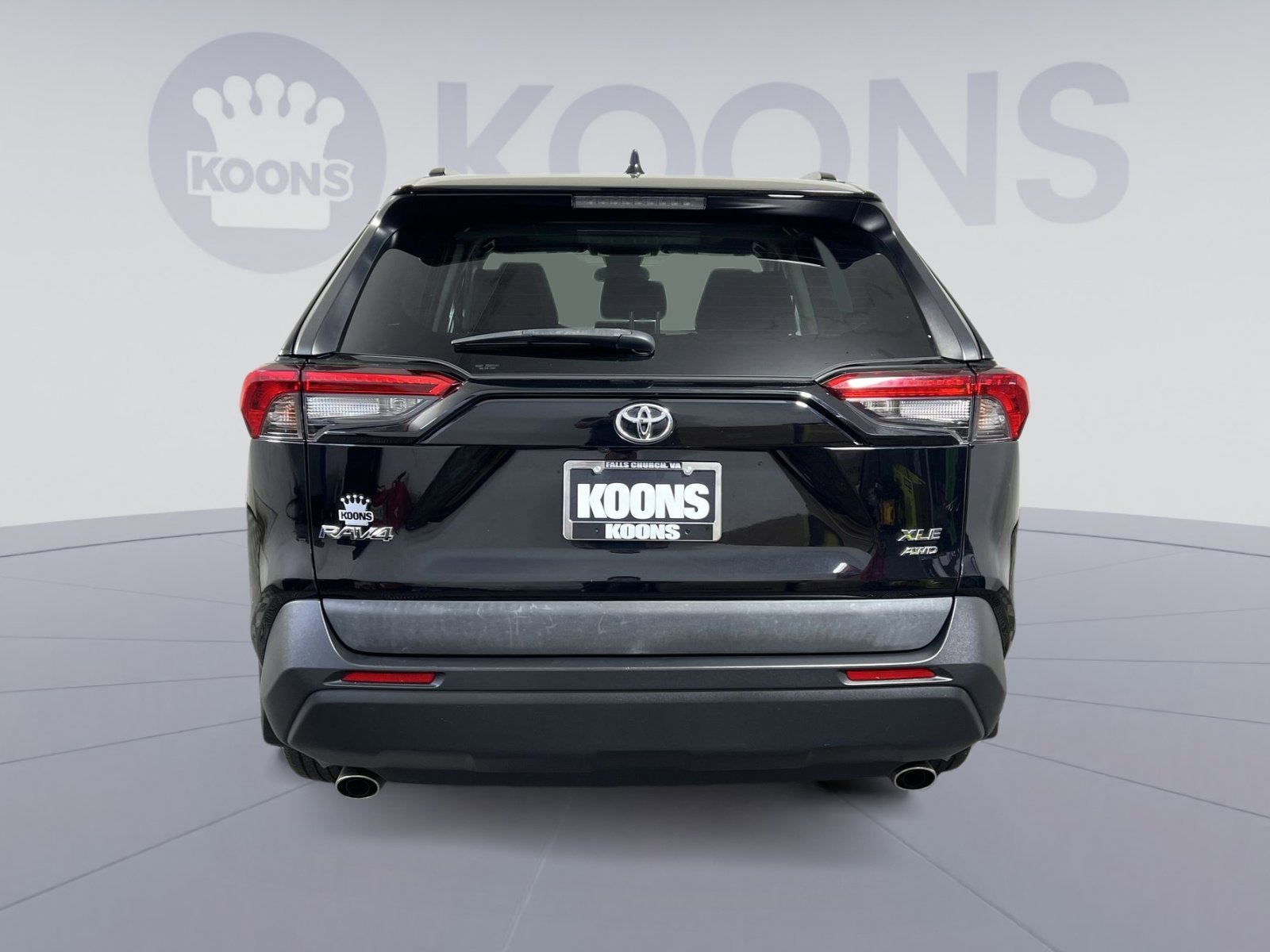 Used 2020 Toyota RAV4 XLE w/ Convenience Package image 5