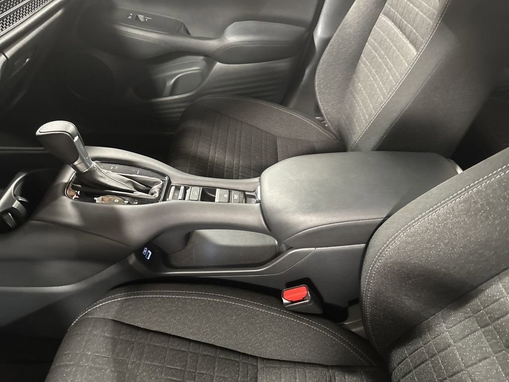 Used 2023 Honda HR-V LX image 28