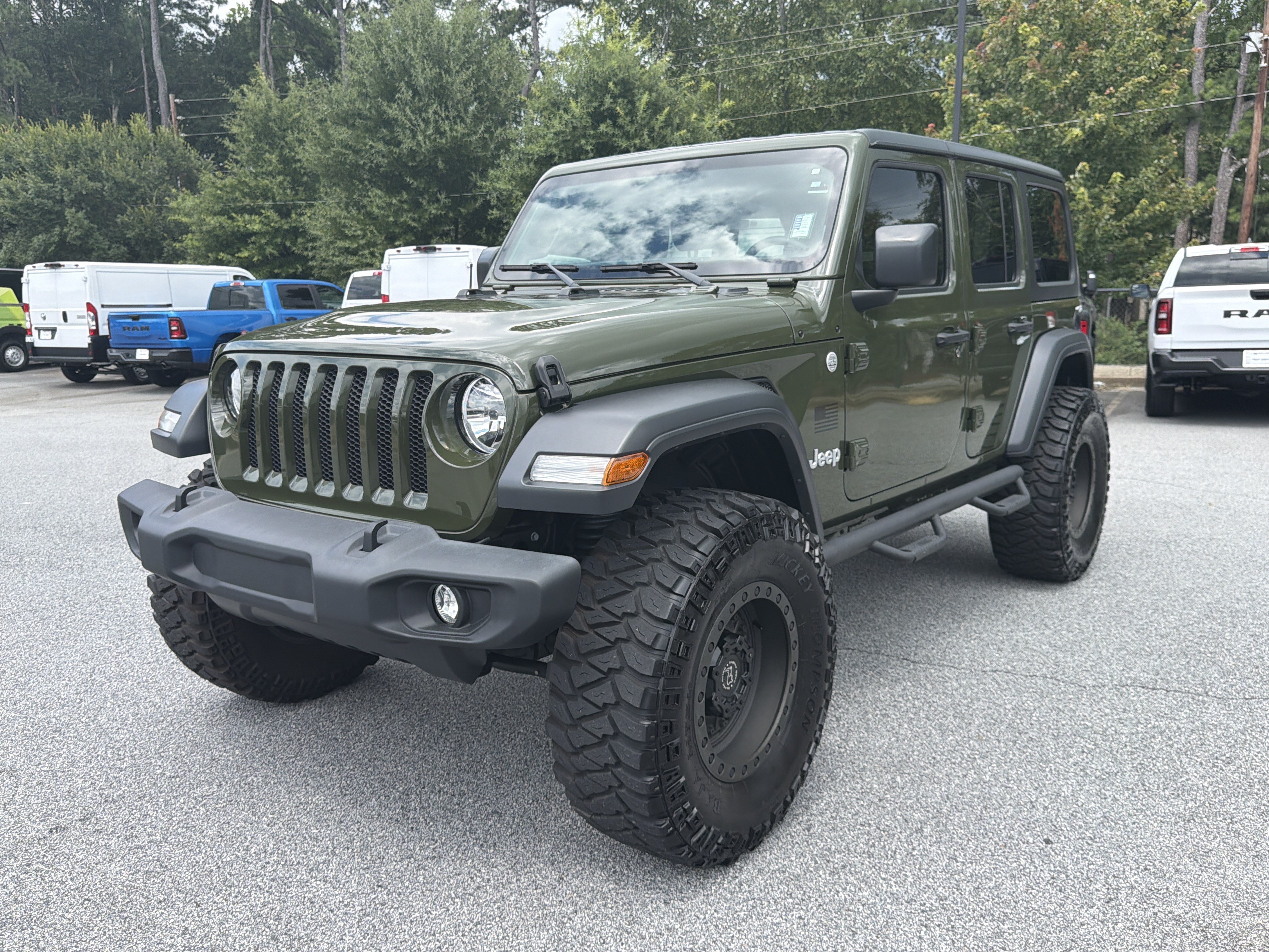 Used 2020 Jeep Wrangler Unlimited Sport S AWD/4WD image 3