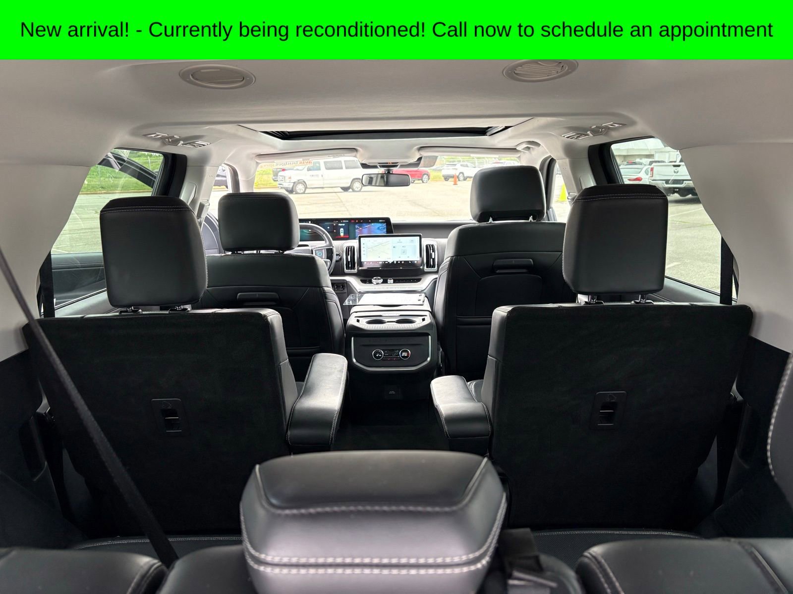 Used 2025 Ford Expedition Max Platinum AWD/4WD image 12