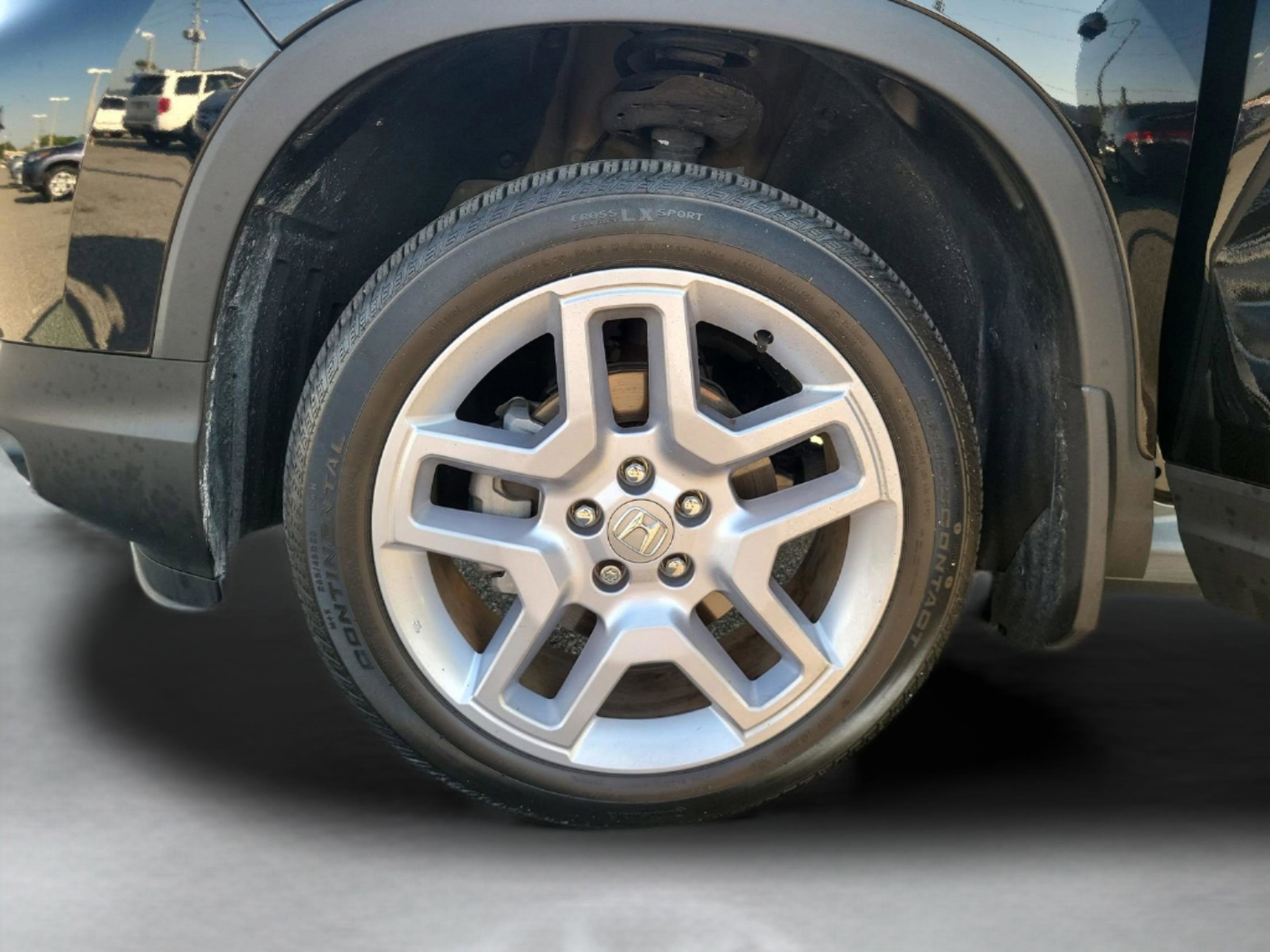 Certified 2025 Honda Passport EX-L image 26