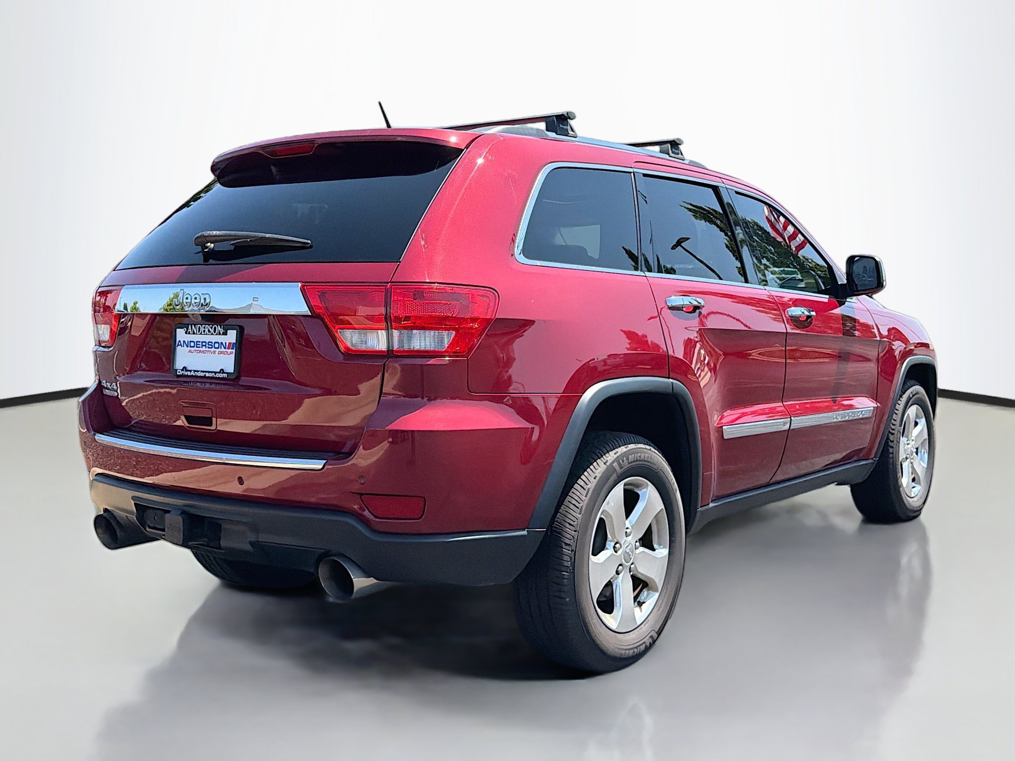 Used 2012 Jeep Grand Cherokee Limited w/ Trailer Tow Group IV AWD/4WD image 2