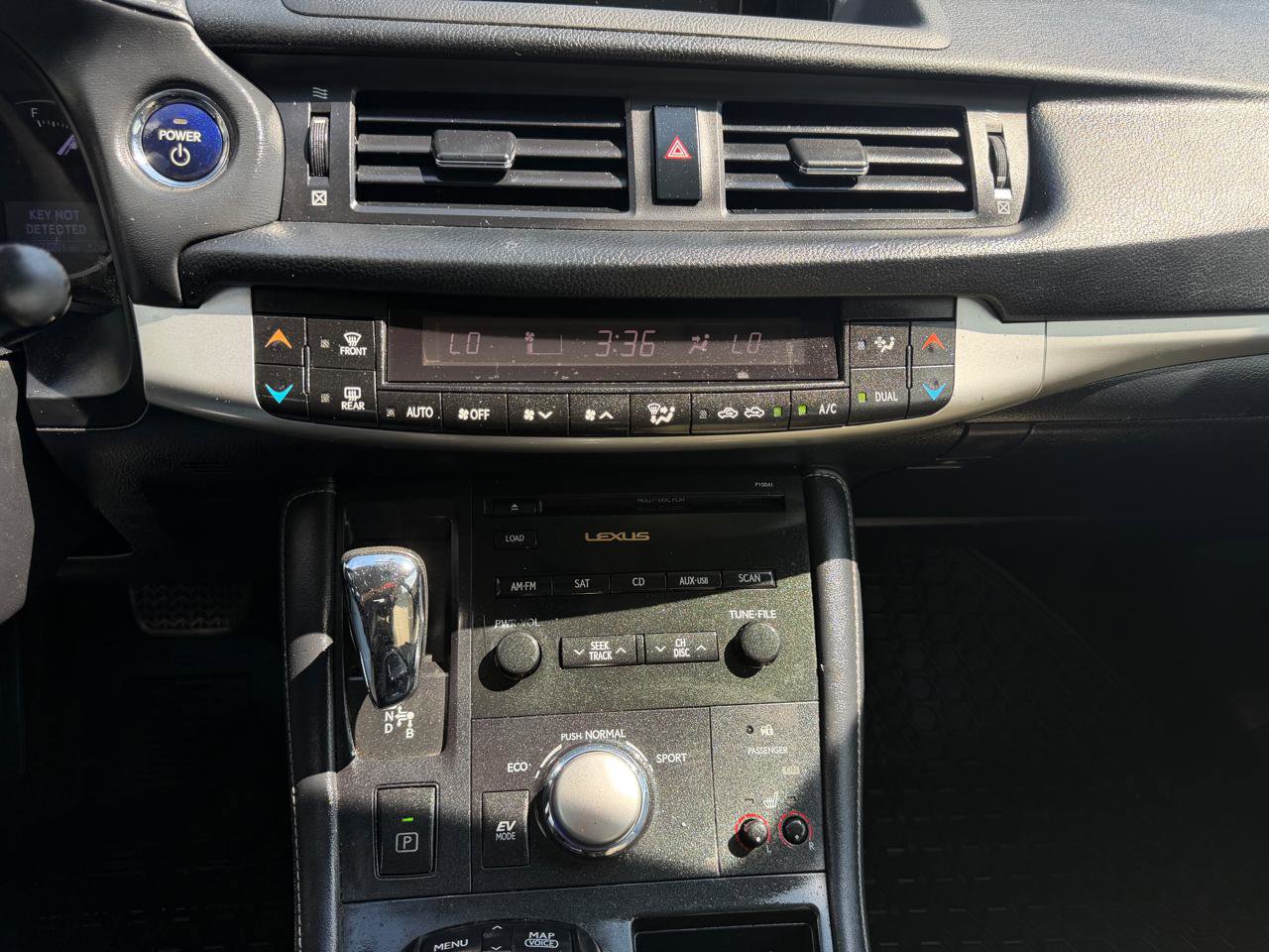 Used 2012 Lexus CT 200h Premium w/ Premium Audio Pkg FWD image 21
