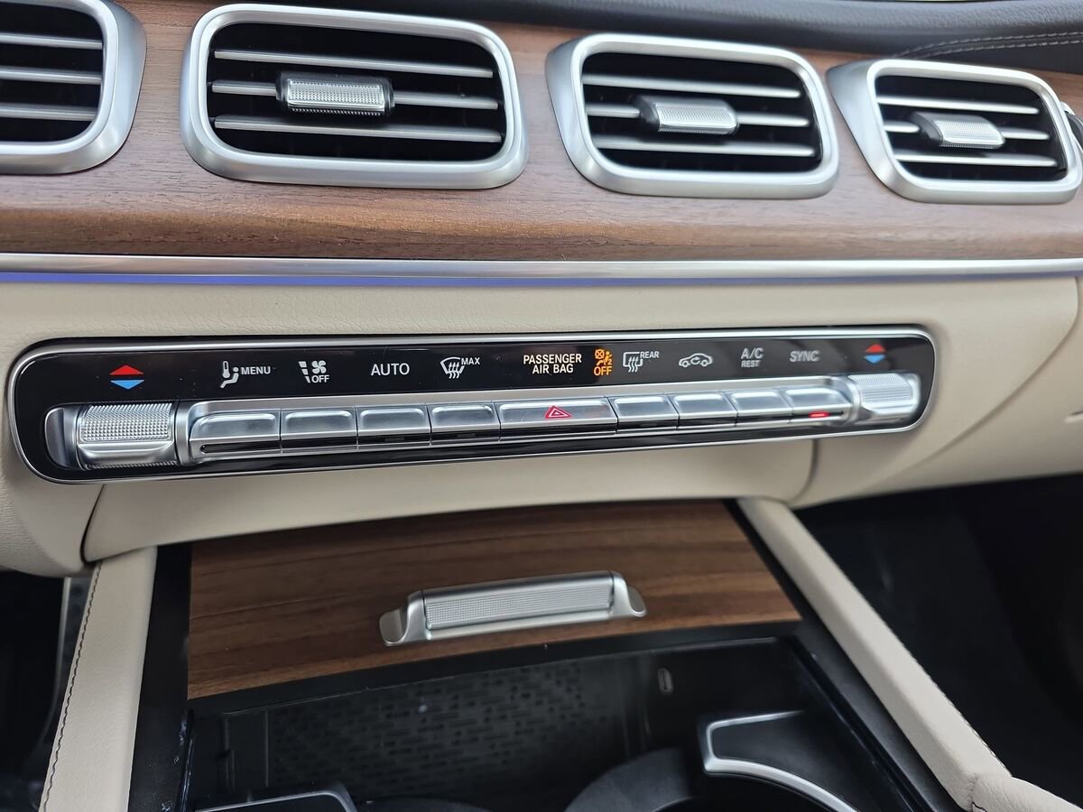 New 2026 Mercedes-Benz GLS 450 4MATIC image 24