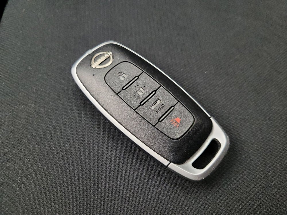 Used 2024 Nissan Sentra SV image 32