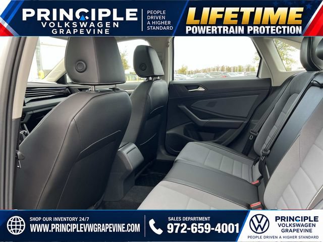 New 2026 Volkswagen Jetta SE FWD image 22