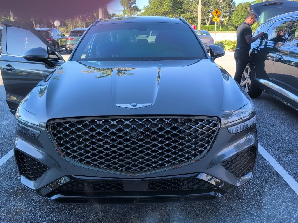 Used 2023 Genesis GV70 2.5T w/ Sport Prestige Package