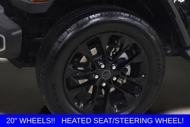 Used 2025 Jeep Wrangler Unlimited Sahara AWD/4WD image 34