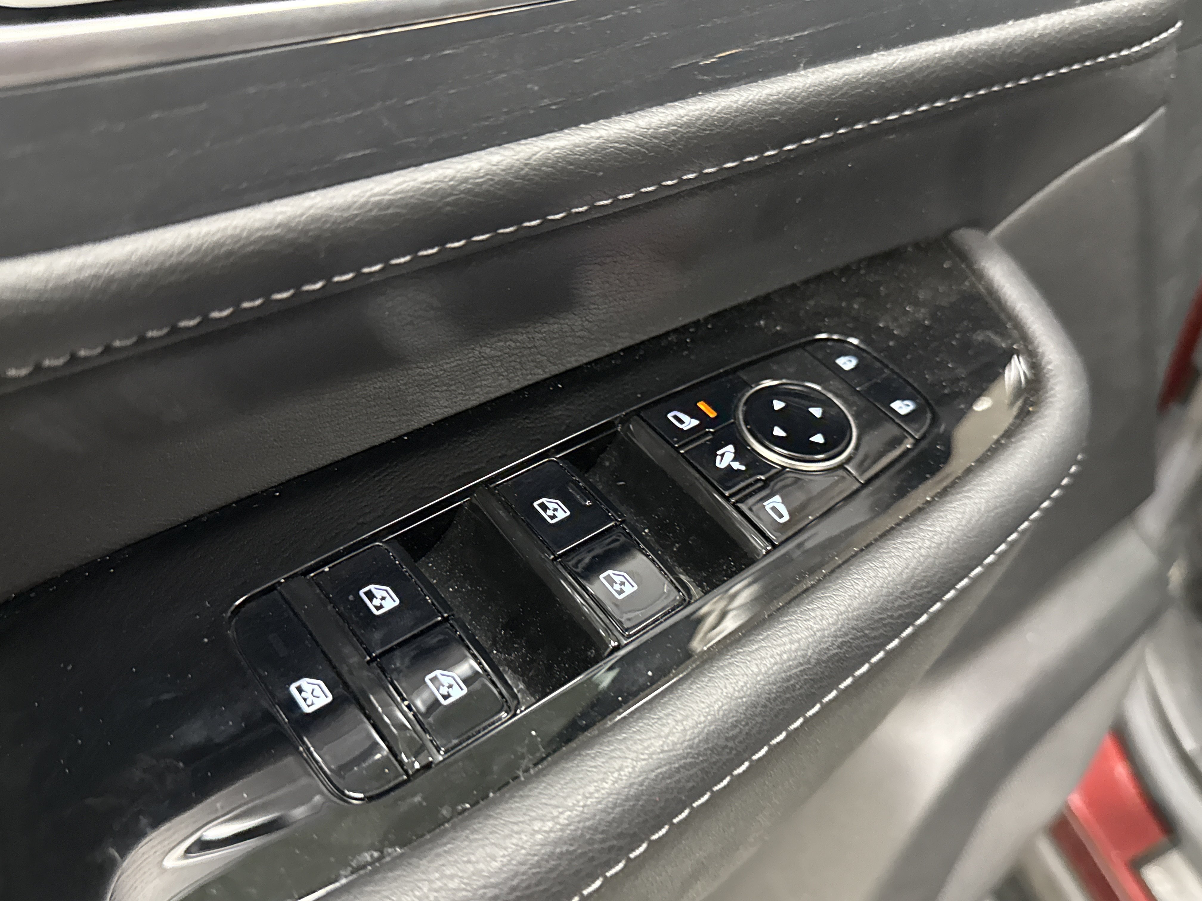 Certified 2025 INFINITI QX80 Sensory AWD/4WD image 11
