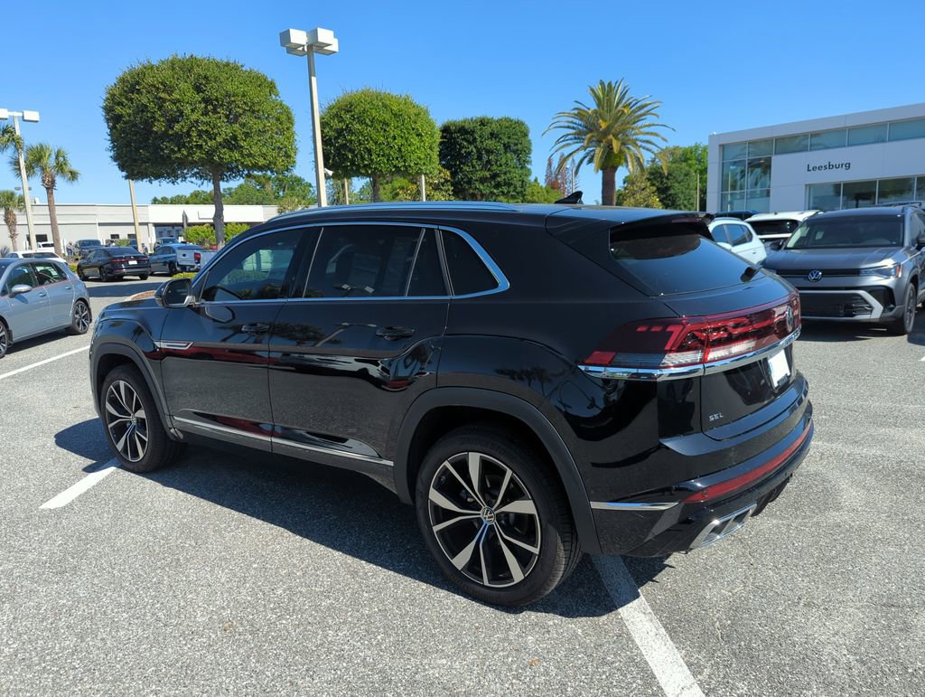 New 2025 Volkswagen Atlas Cross Sport SEL Premium R-Line image 9