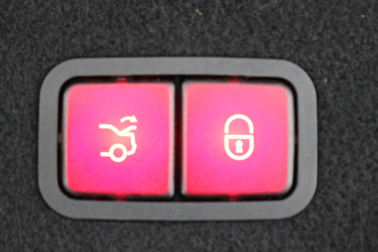 Used 2018 Mercedes-Benz S 560 Sedan image 77