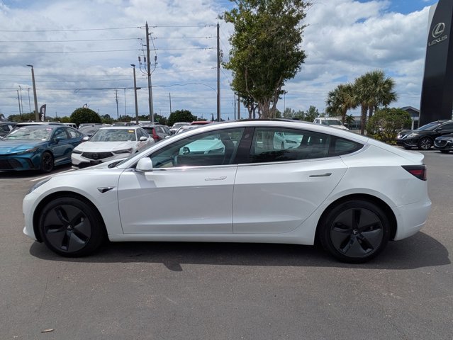 Used 2019 Tesla Model 3 Mid Range image 9