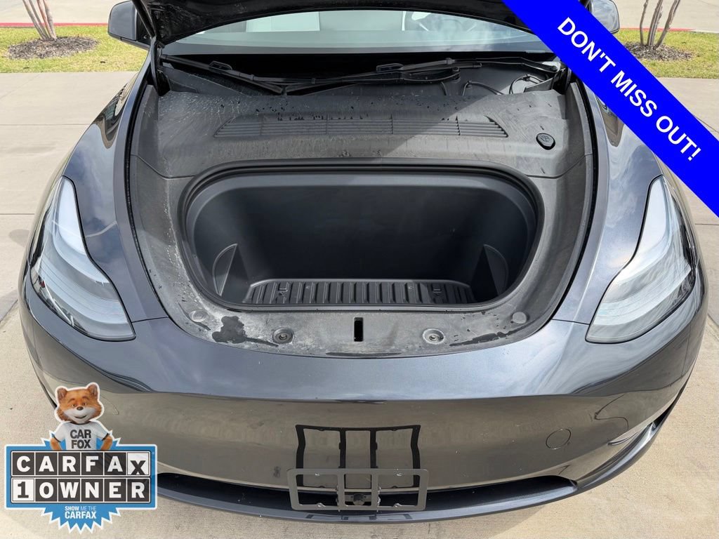 Used 2024 Tesla Model Y Long Range AWD/4WD image 2
