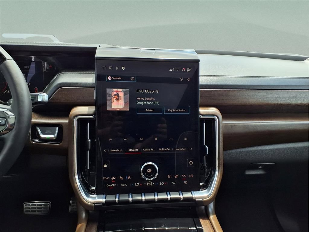 Certified 2026 GMC Yukon XL Denali Ultimate AWD/4WD image 28