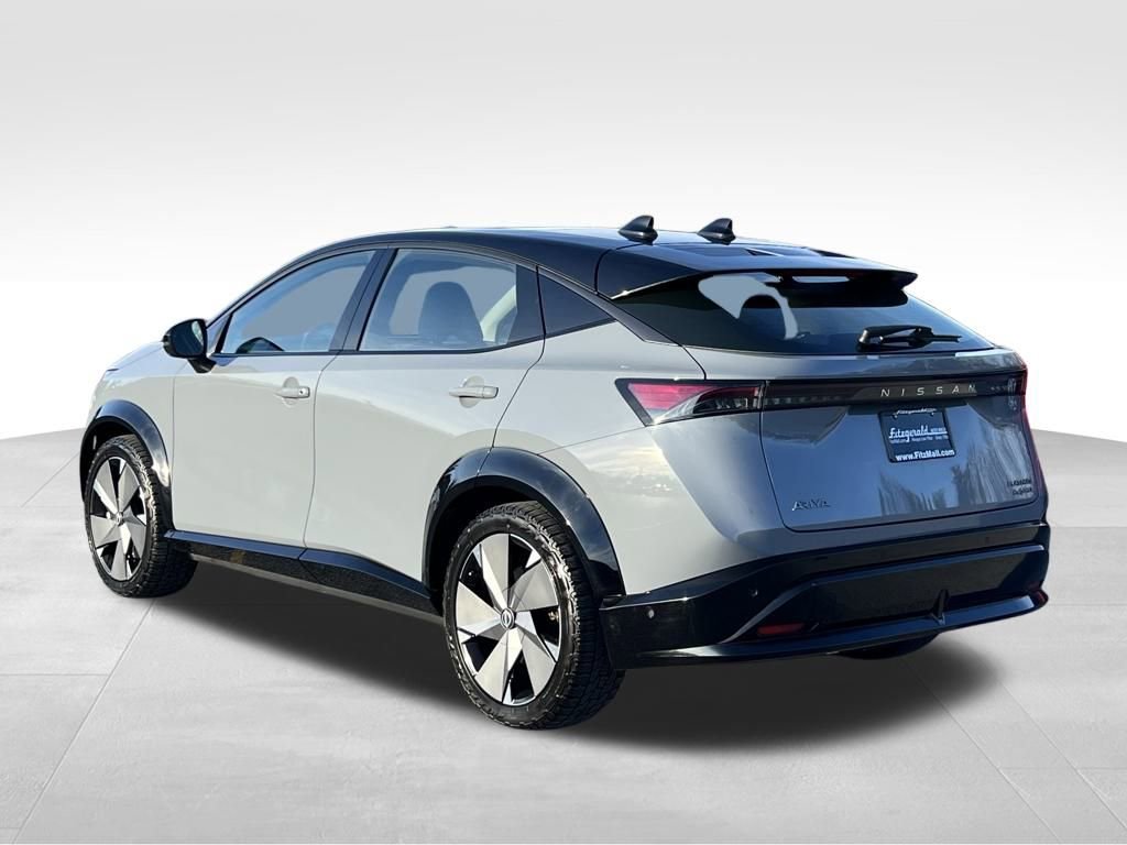 Used 2023 Nissan Ariya image 8