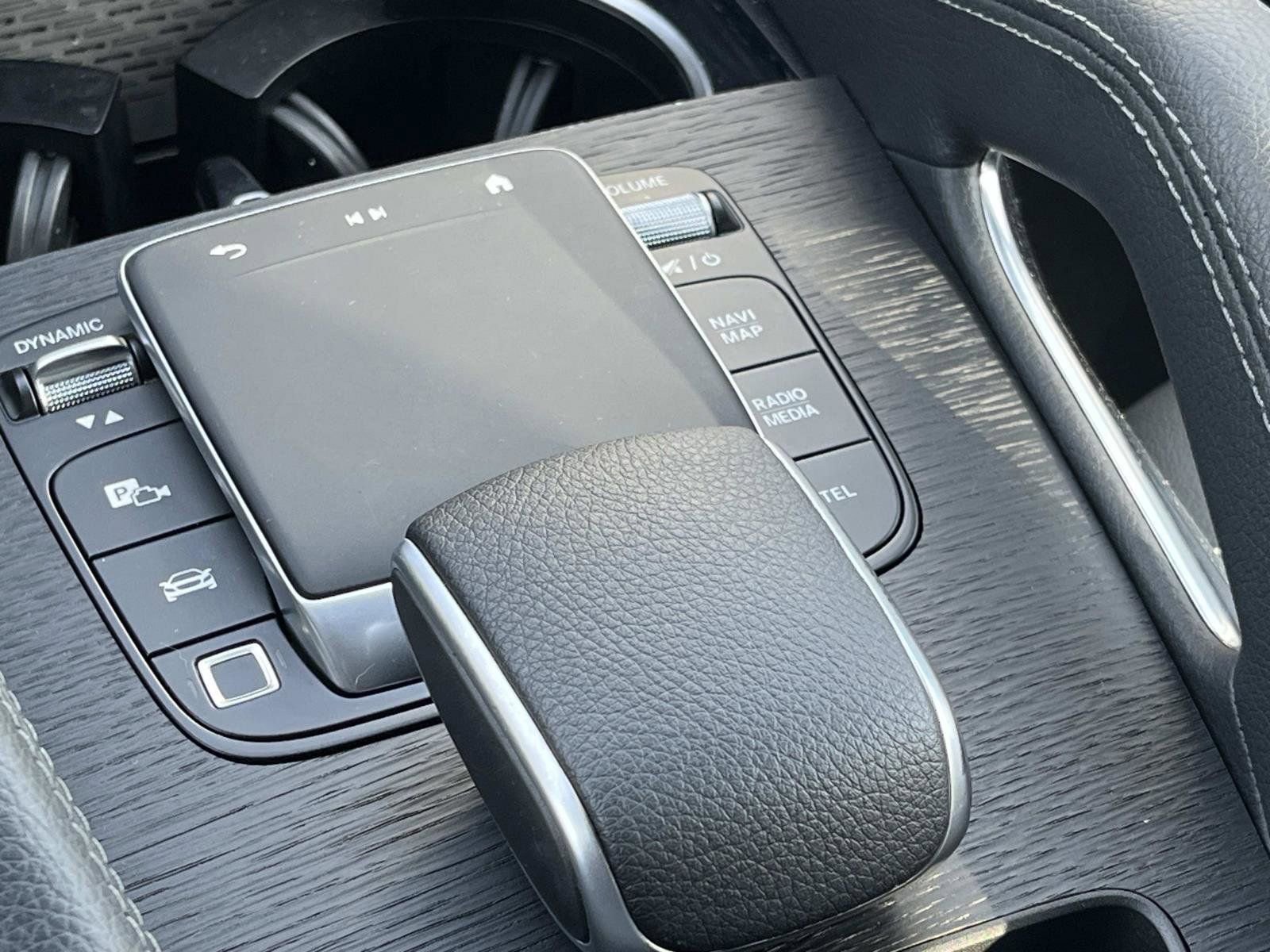 Used 2025 Mercedes-Benz GLE 350 4MATIC image 30