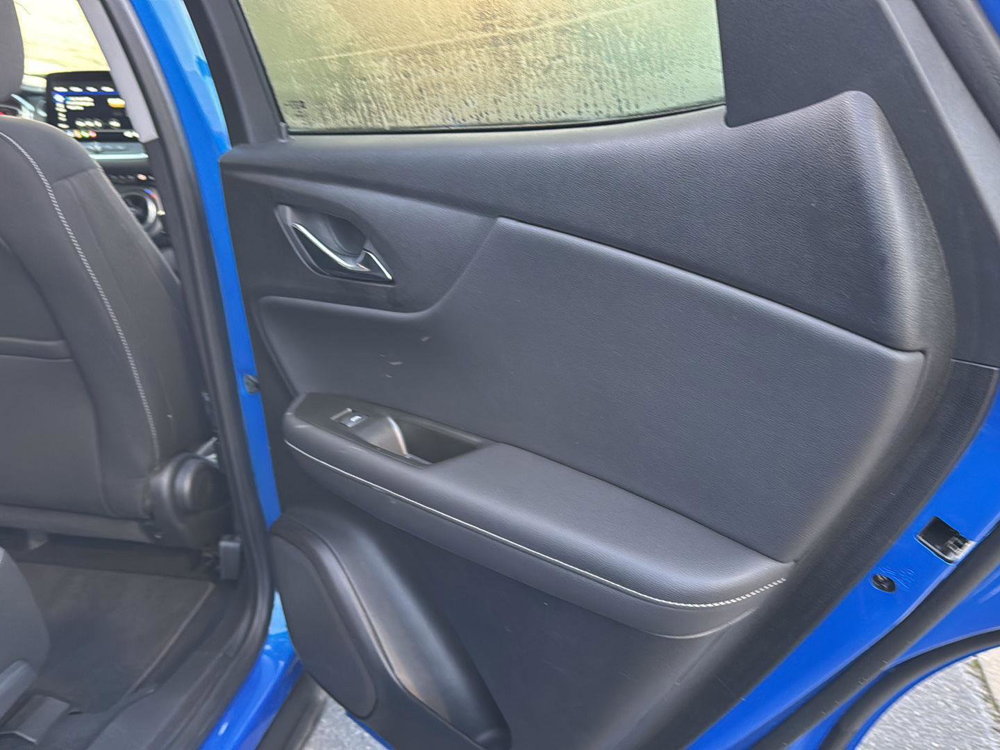 Used 2025 Chevrolet Blazer LT FWD image 13
