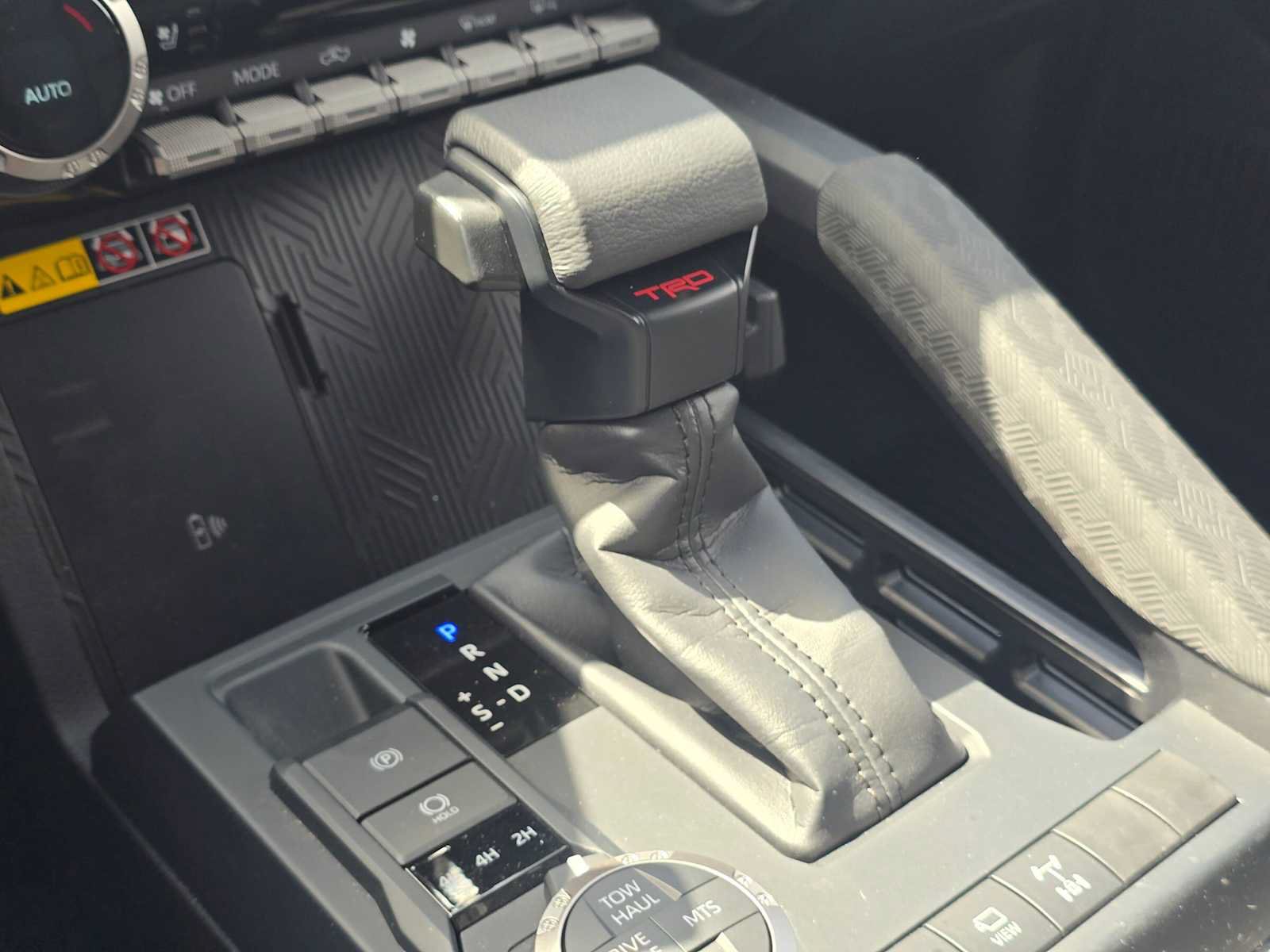 Used 2026 Toyota Tacoma TRD Off-Road w/ TRD Off Road Premium Package AWD/4WD image 28