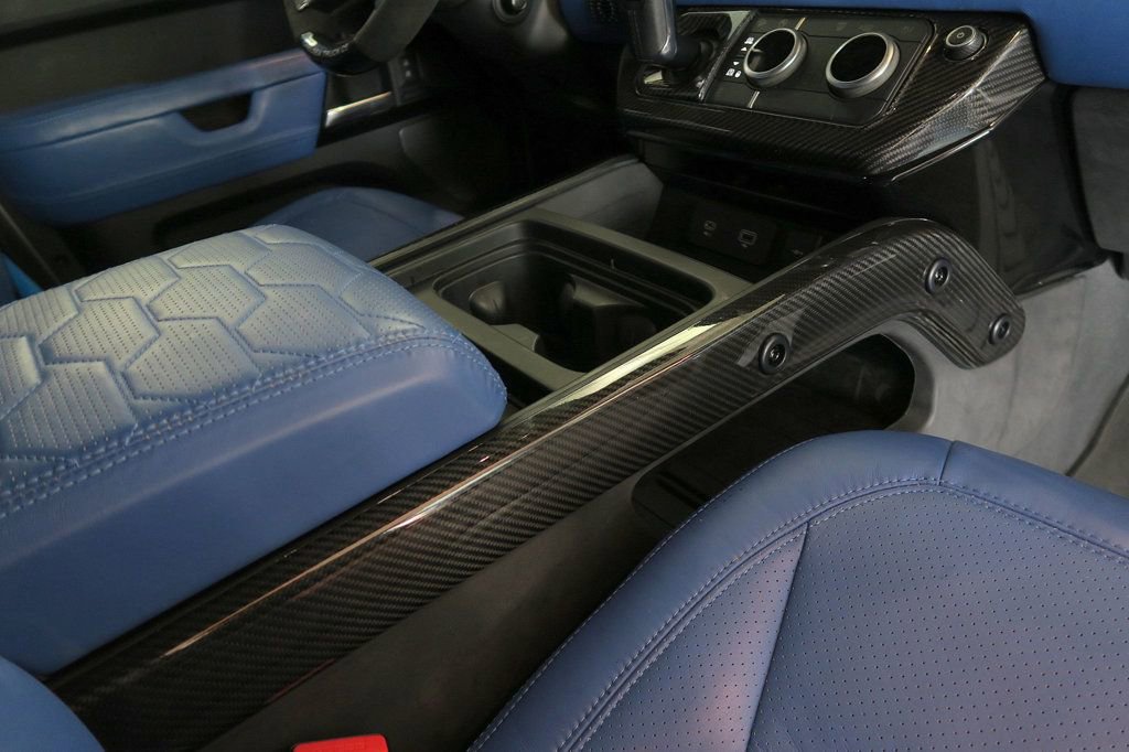 Used 2024 Land Rover Defender 110 X-Dynamic SE image 33