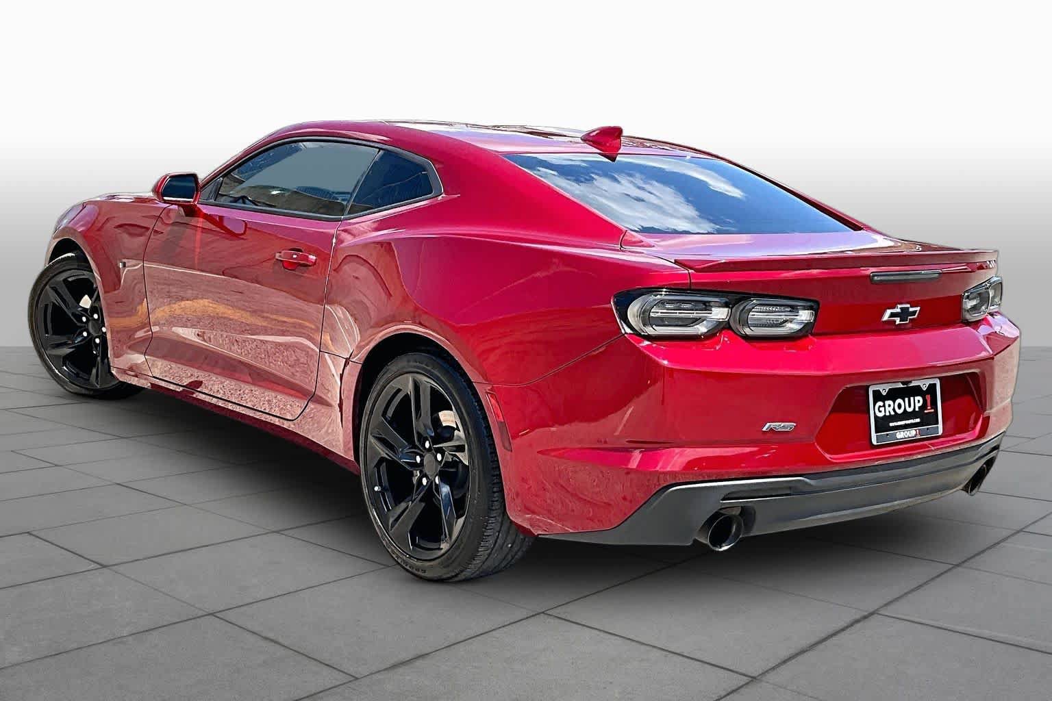 Used 2021 Chevrolet Camaro LT w/ RS Package RWD image 6