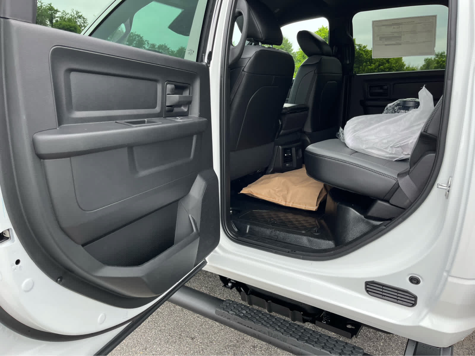 New 2026 RAM 3500 Tradesman AWD/4WD image 24