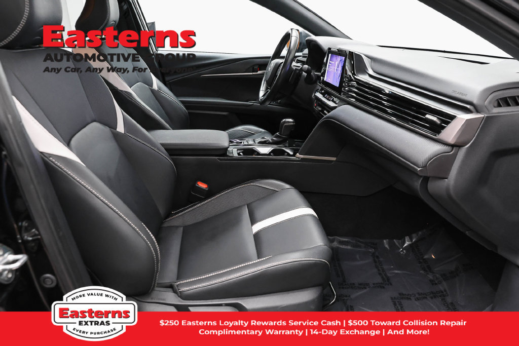 Used 2025 Toyota Camry SE FWD image 22