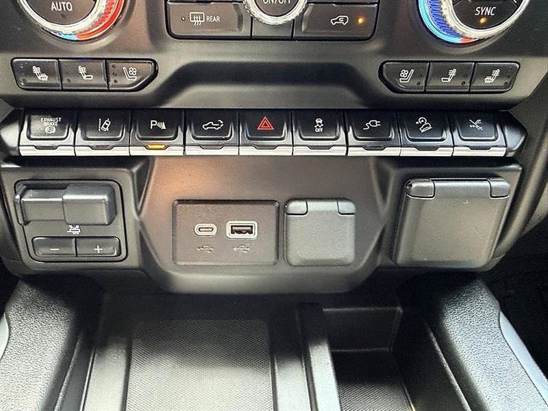 Used 2023 GMC Sierra 2500 AT4 w/ AT4 Premium Plus Package AWD/4WD image 44