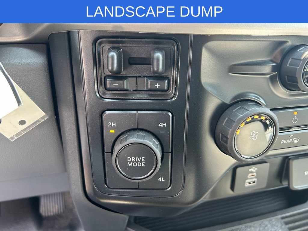 New 2026 Ford F550 4x4 Crew Cab image 18