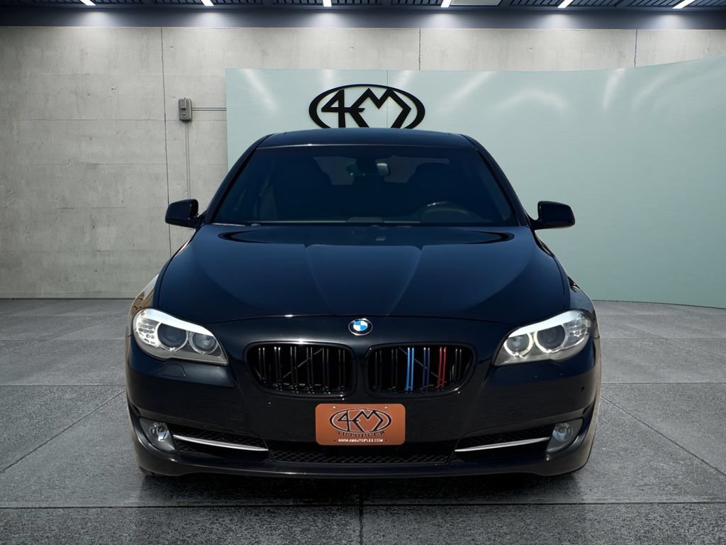 Used 2012 BMW 535i xDrive Sedan AWD/4WD image 9
