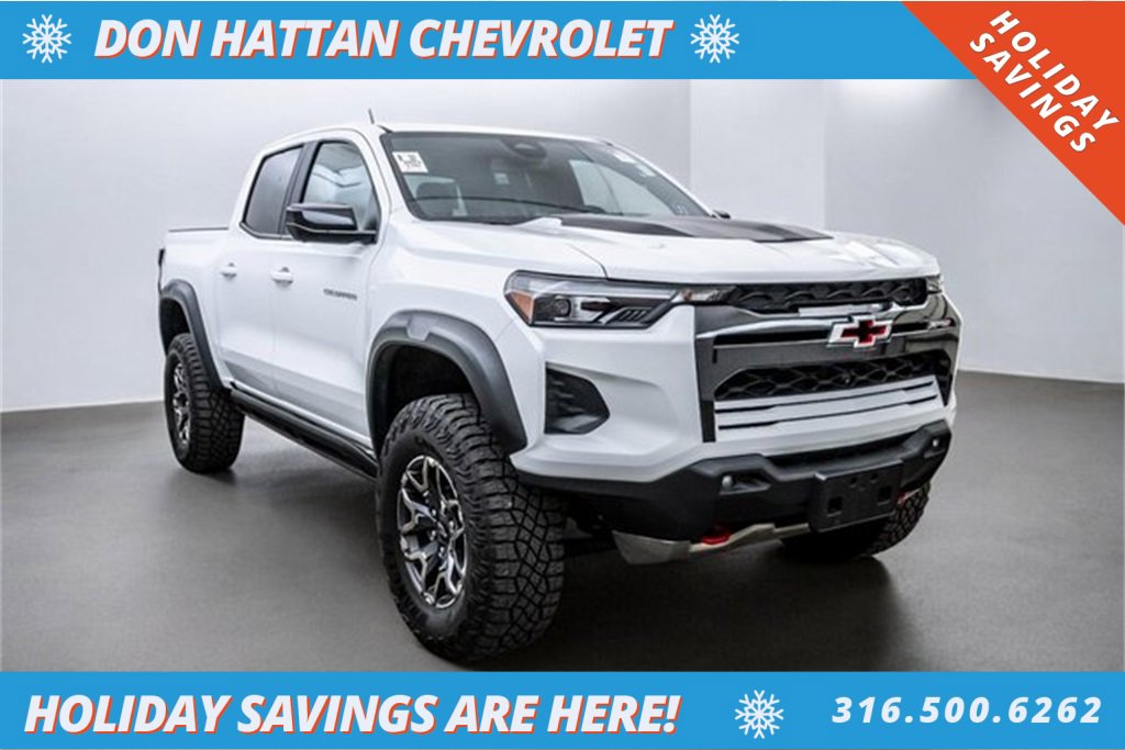 Used 2024 Chevrolet Colorado ZR2 w/ ZR2 Convenience Package III image 40