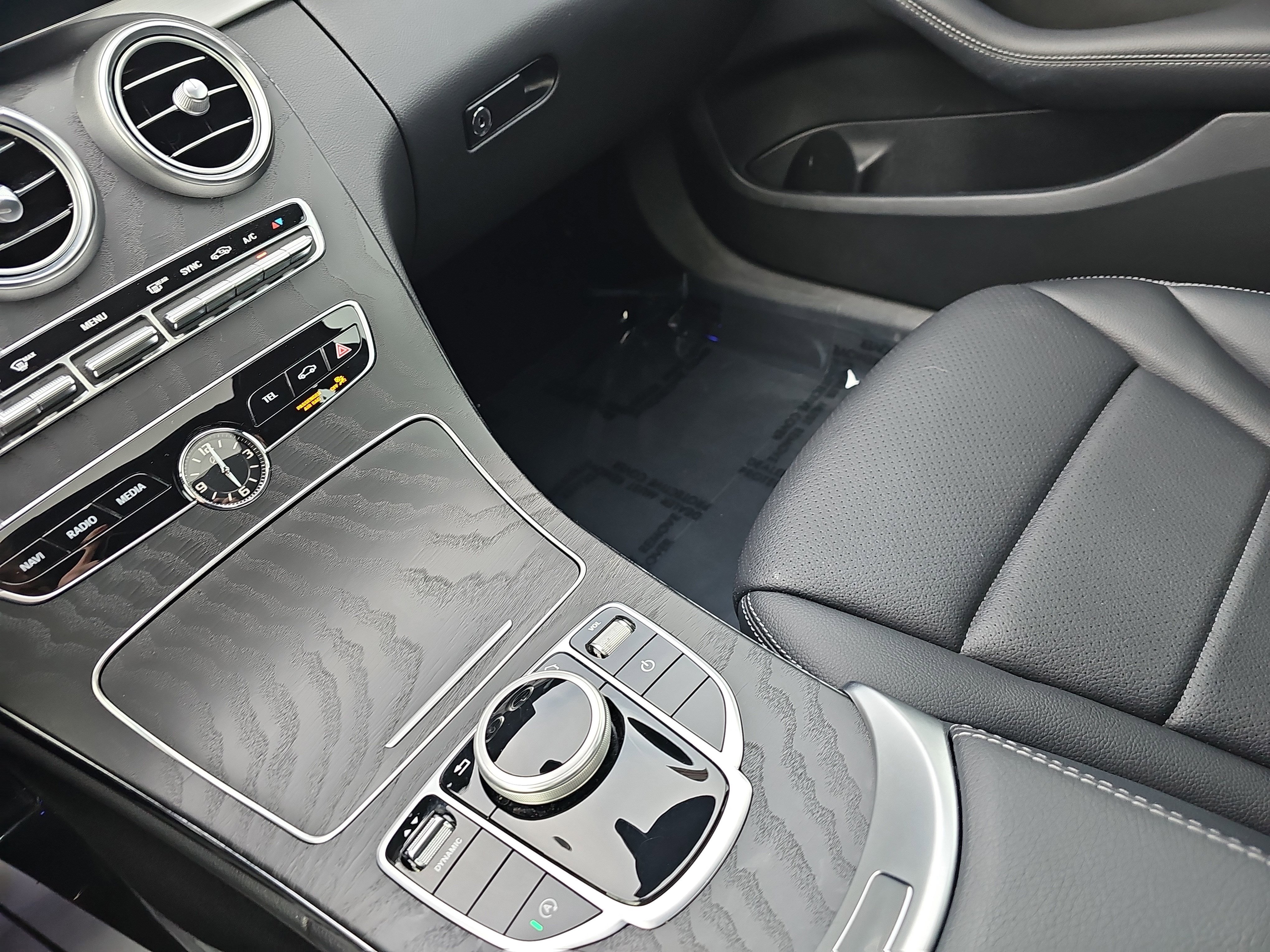 Used 2021 Mercedes-Benz C 300 Sedan image 26