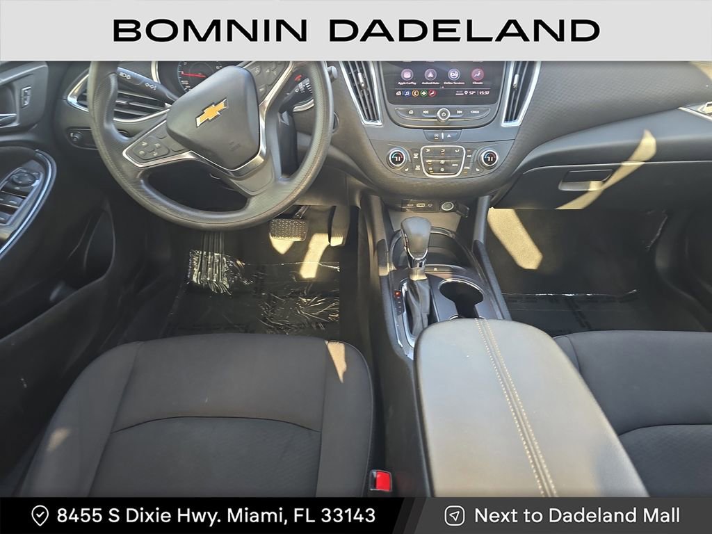 Used 2021 Chevrolet Malibu LT image 14
