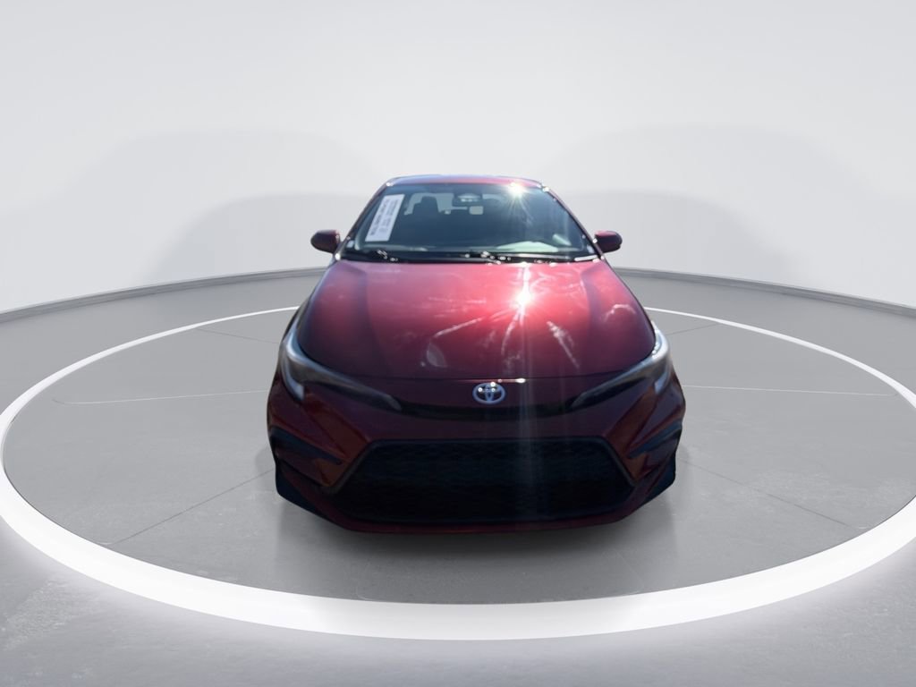 Used 2023 Toyota Corolla SE image 3
