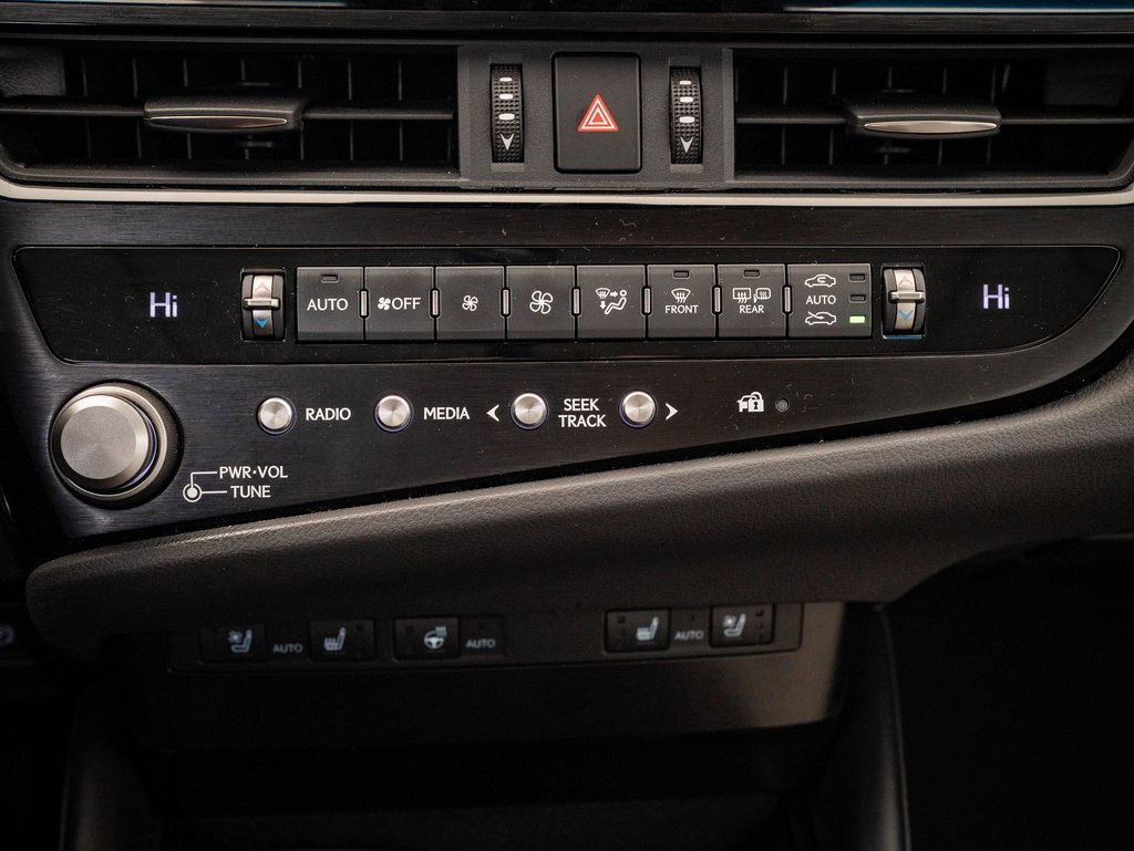 Certified 2023 Lexus ES 250 w/ Premium Package image 37