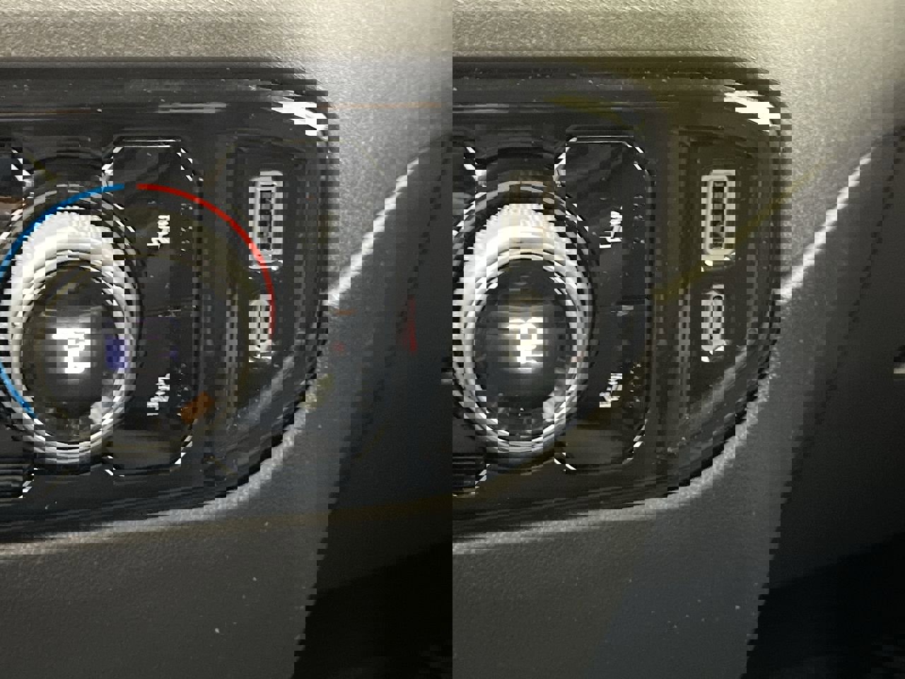 Certified 2024 Chevrolet Silverado 1500 LT image 24