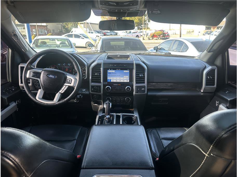 Used 2018 Ford F150 Lariat w/ Equipment Group 502A Luxury AWD/4WD image 17