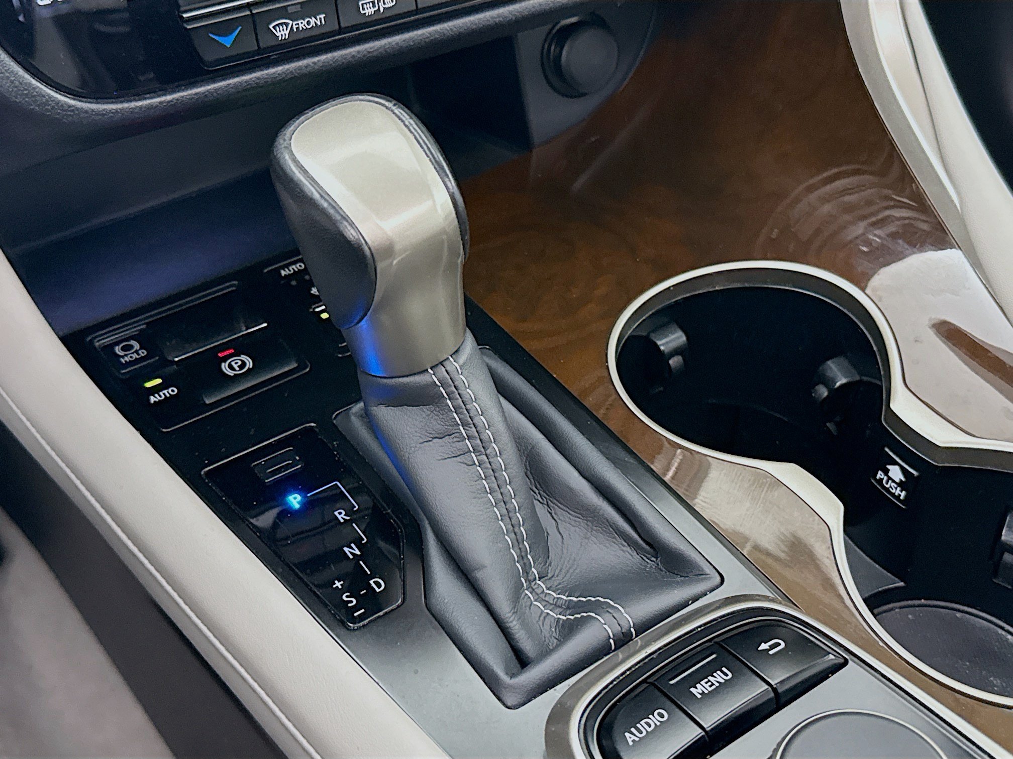 Used 2019 Lexus RX 350 AWD w/ Premium Package image 18
