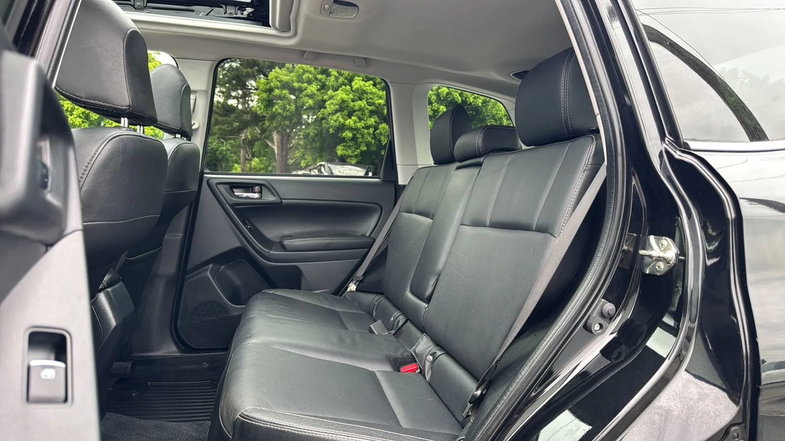 Used 2017 Subaru Forester 2.5i Limited w/ Popular Package #1 AWD/4WD image 15