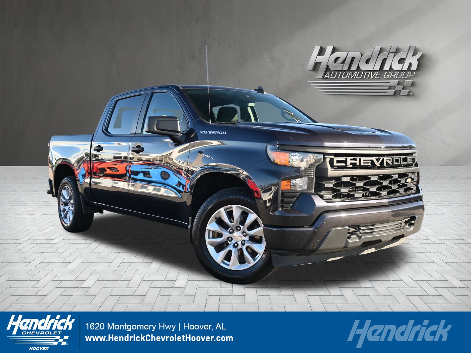 Used 2022 Chevrolet Silverado 1500 Custom image 1