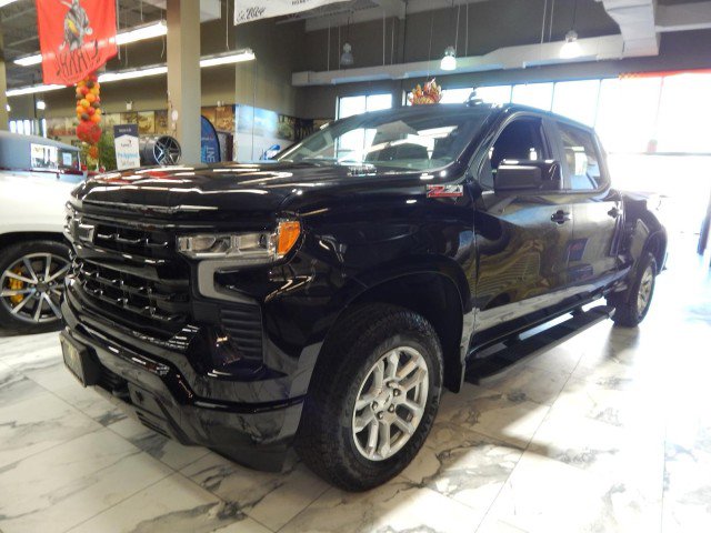 Used 2025 Chevrolet Silverado 1500 RST w/ Convenience Package II image 14