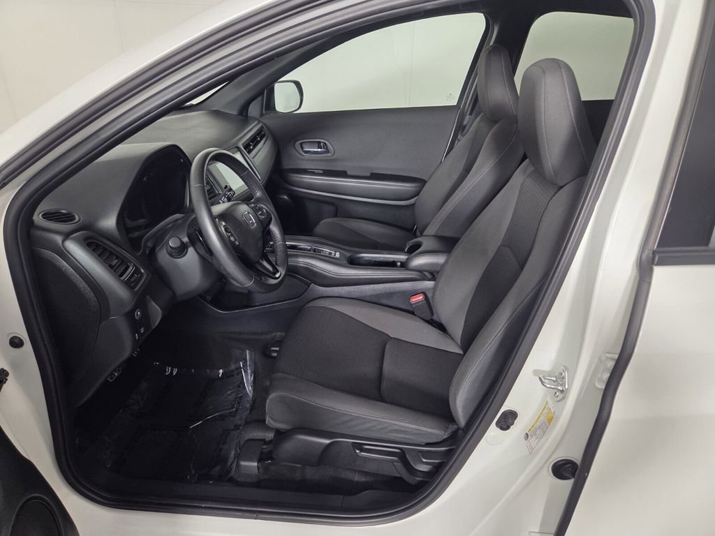 Used 2021 Honda HR-V Sport image 10