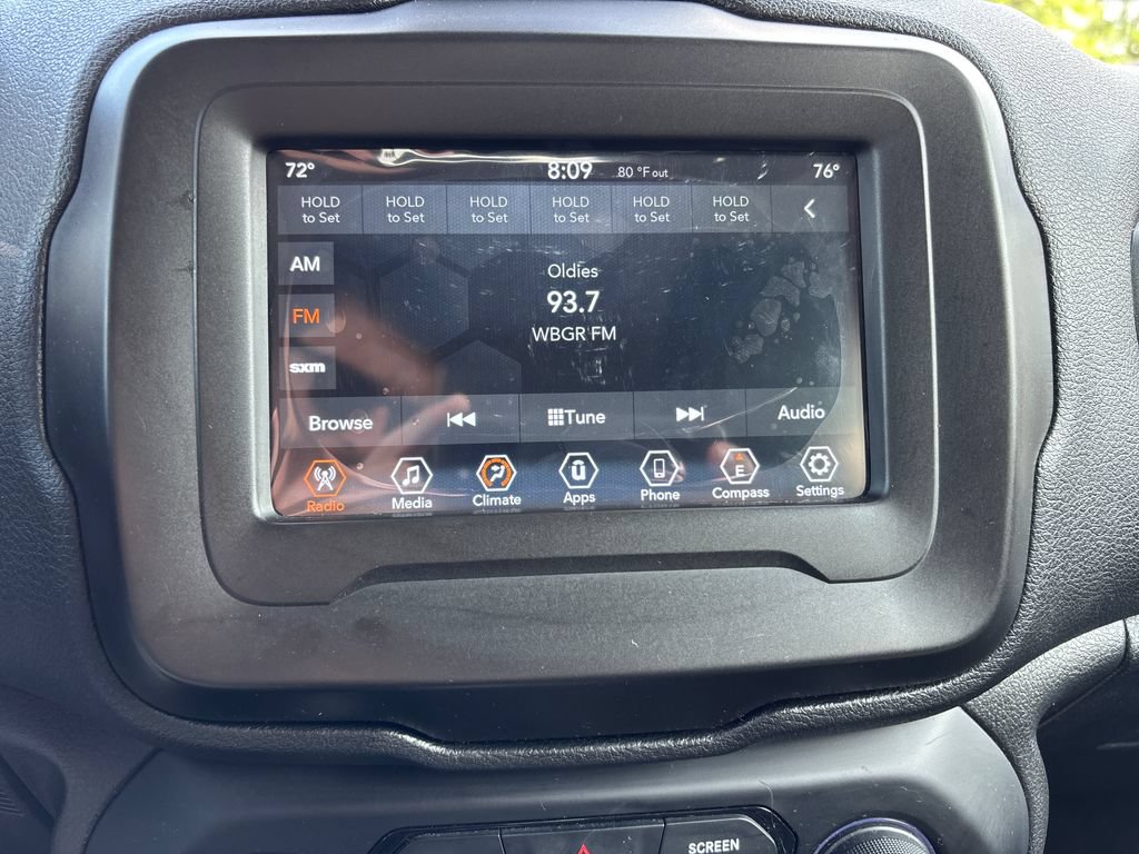 Used 2021 Jeep Renegade Latitude AWD/4WD image 22