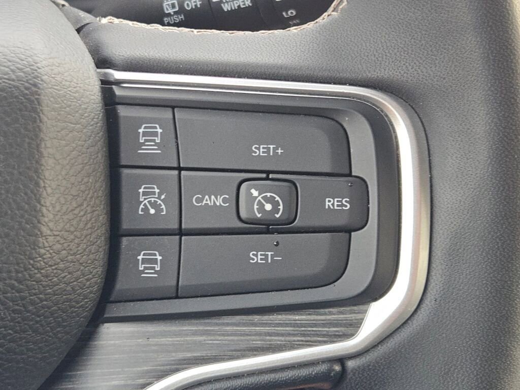 Used 2024 Jeep Wagoneer Series III image 37